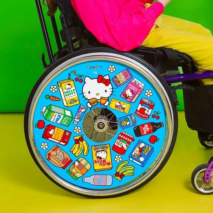 Izzy Wheels: 54 Colorful Wheelchair Accessories Created By Two Sisters