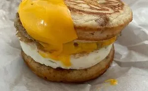 Customers Share Their Worst McDonald’s Orders On This Instagram Account (30 Pics)