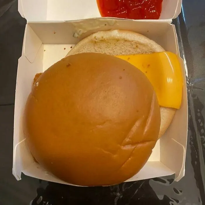 30 Clientes comparten sus peores pedidos de McDonald's en esta cuenta de Instagram