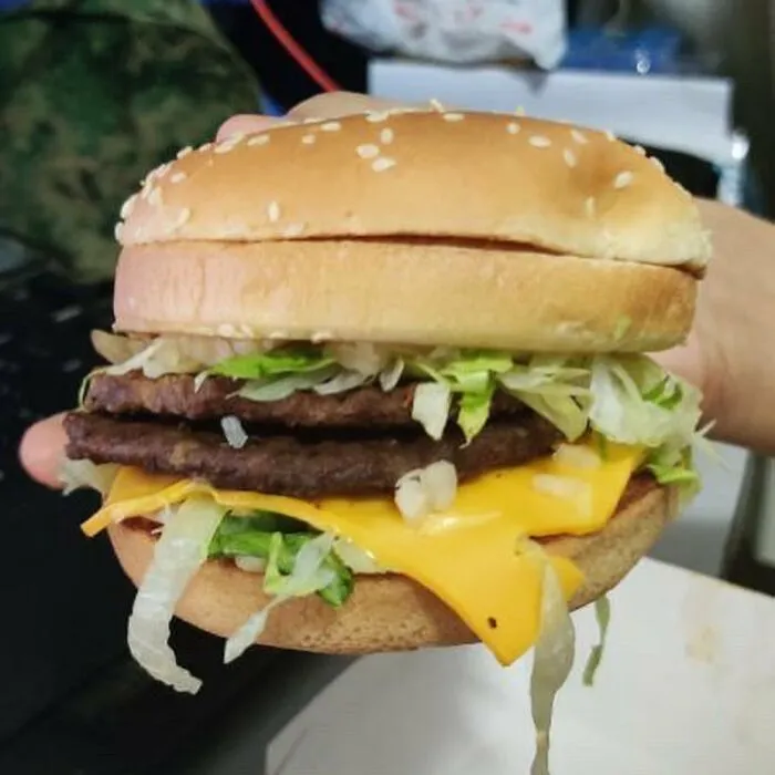 30 Clientes comparten sus peores pedidos de McDonald's en esta cuenta de Instagram