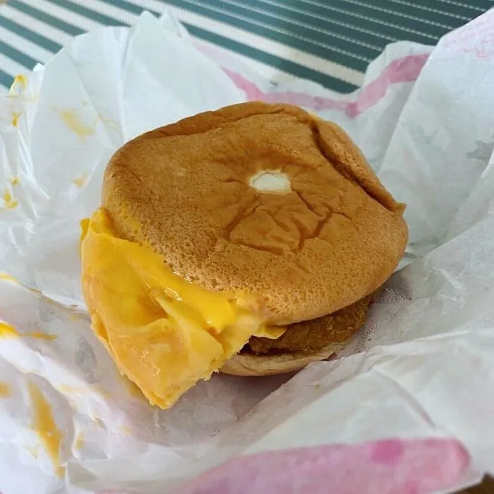 30 Clientes comparten sus peores pedidos de McDonald's en esta cuenta de Instagram