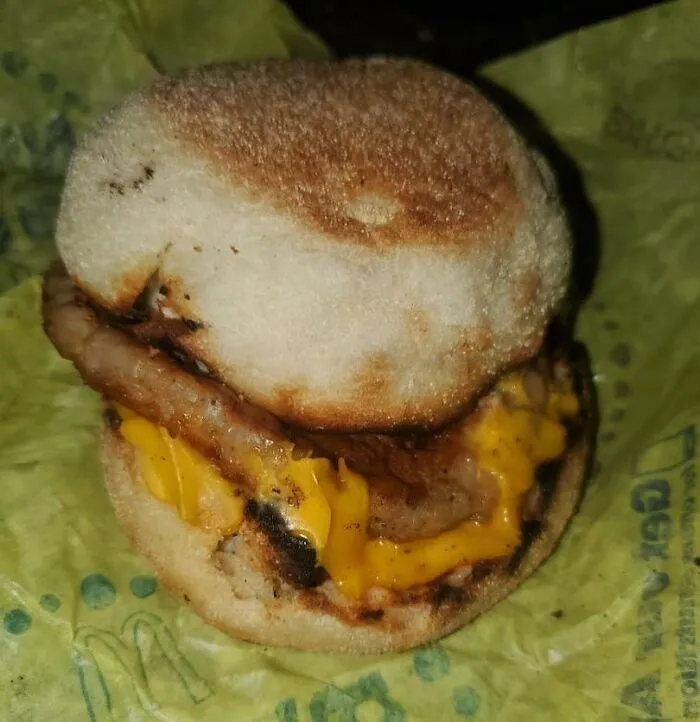 30 Clientes comparten sus peores pedidos de McDonald's en esta cuenta de Instagram