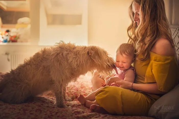 Sweet Photographs Of Kids With Animals That Might Make Your Heart Melt A Bit (28 New Pics)