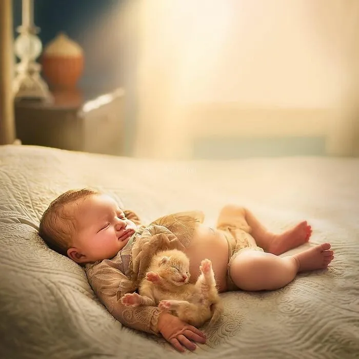 Sweet Photographs Of Kids With Animals That Might Make Your Heart Melt A Bit (28 New Pics)