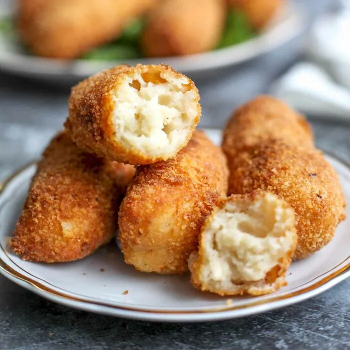 Can Be Filled With Chicken, Cheese, Or Ham (Hint)