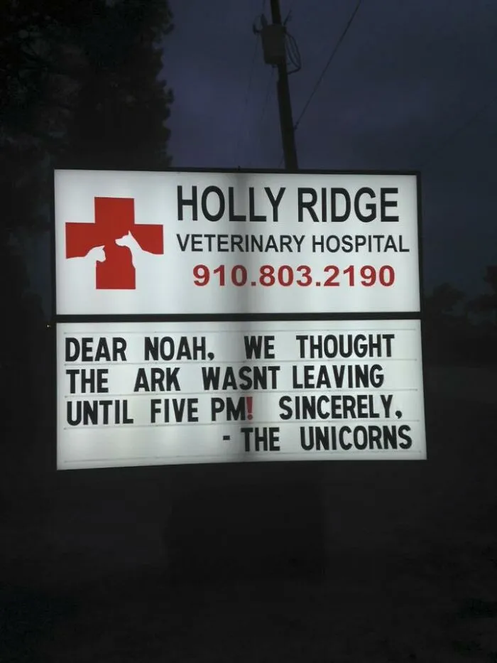 30 Of The Funniest Outdoor Signs From This Vet Hospital To Make You Crack A Smile