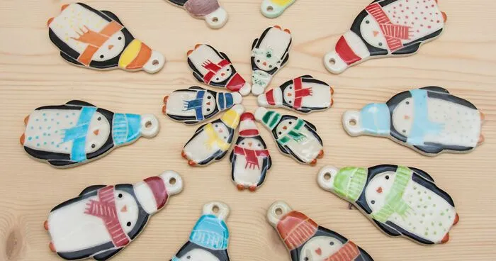 I Make Christmas Tree Decorations That Will Hopefully Make You Feel Festive (19 Pics)
