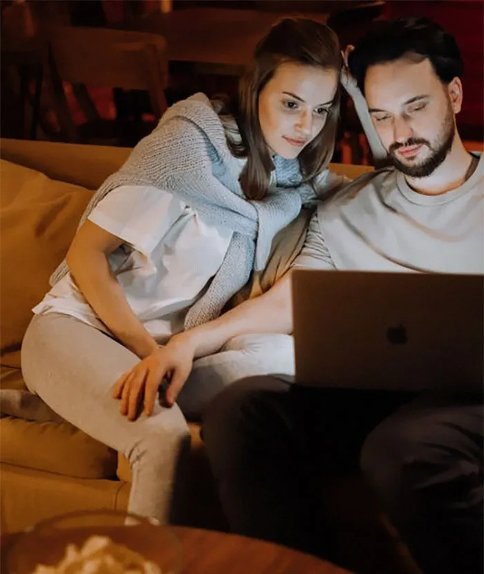 Person Asks What Married People Want All Unmarried People To Know About Married Life, 30 Deliver