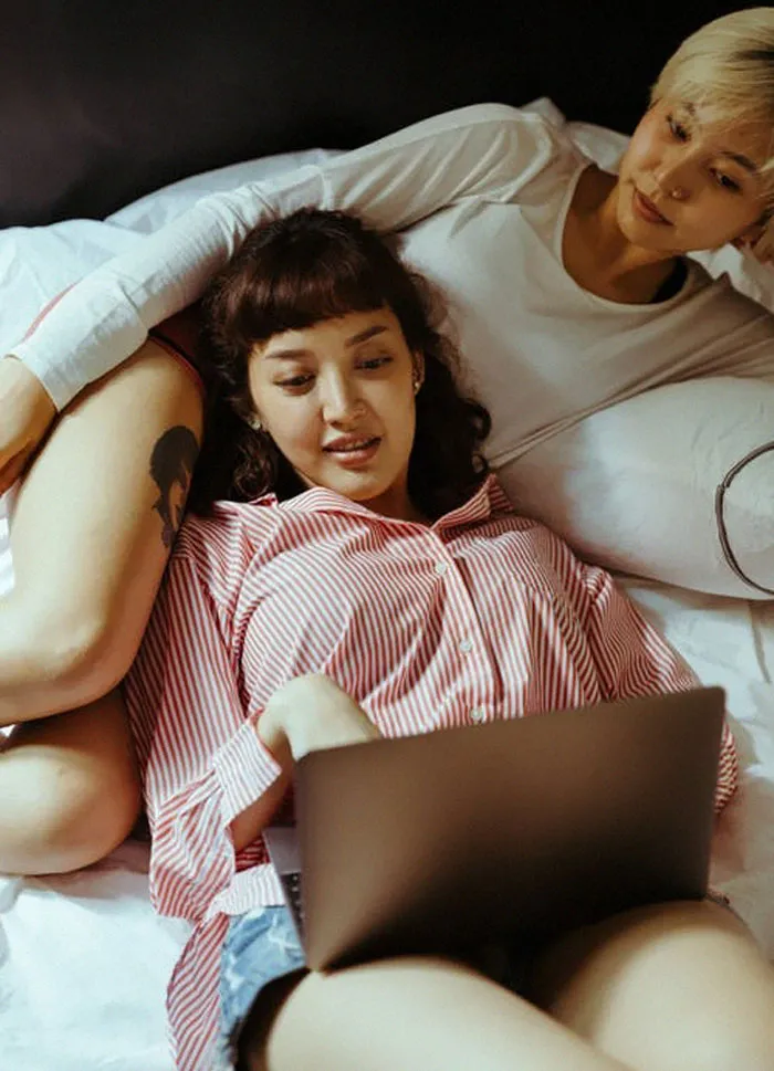 Person Asks What Married People Want All Unmarried People To Know About Married Life, 30 Deliver