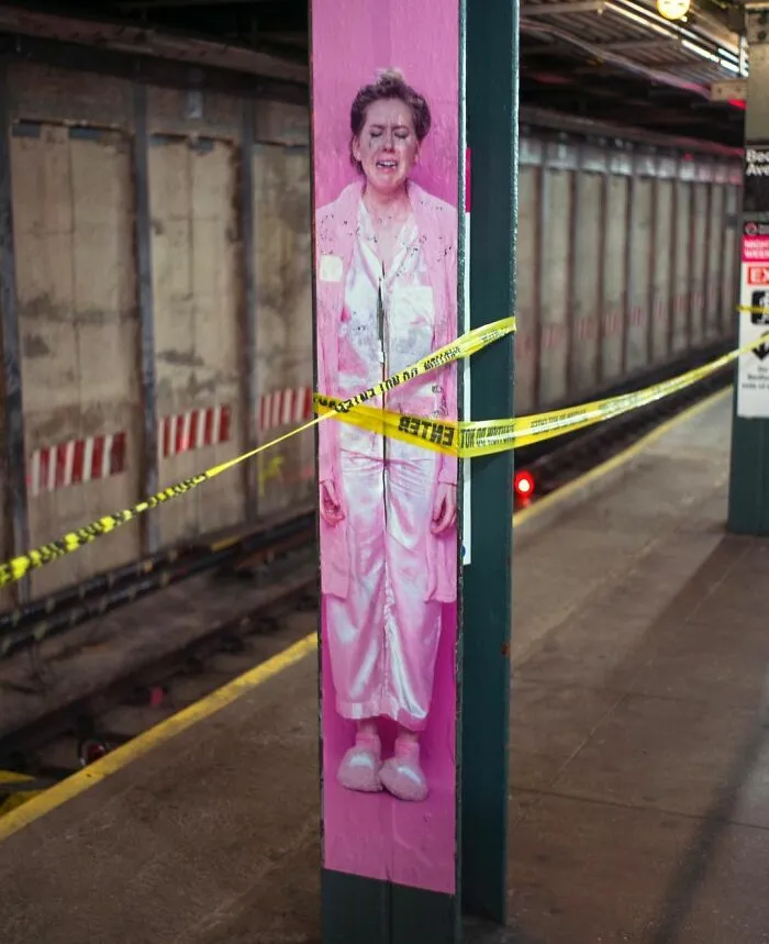 40 Photos Showing Curious Coincidences On New York City Sidewalks By Eric Kogan