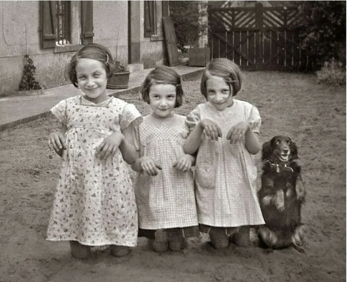 Three Young Ladies Posing With A Friend. Circa 1930