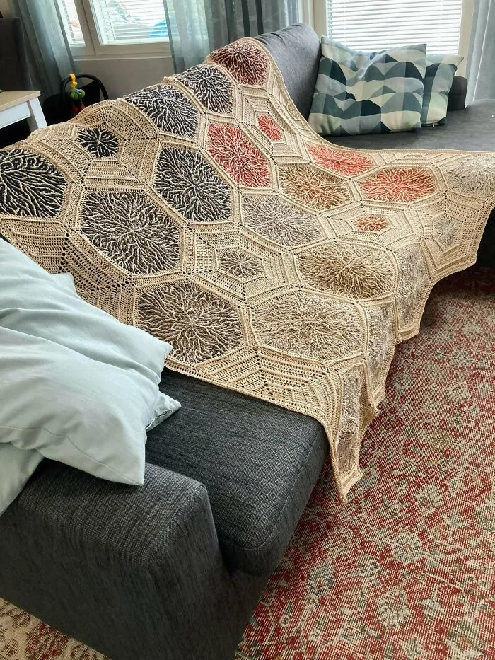 Coral Story Blanket In A Whirl!
