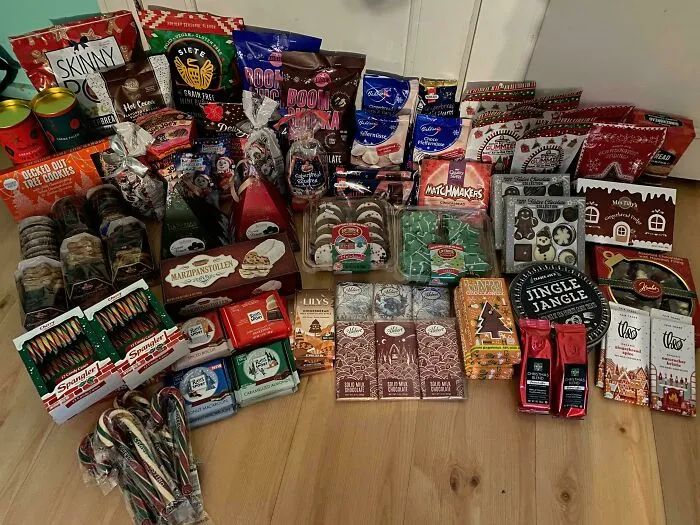 Dejé de beber en julio, y con el dinero que he ahorrado, he podido derrochar más en Navidad este año. Estos son los regalos con los que se despertará mi familia mañana