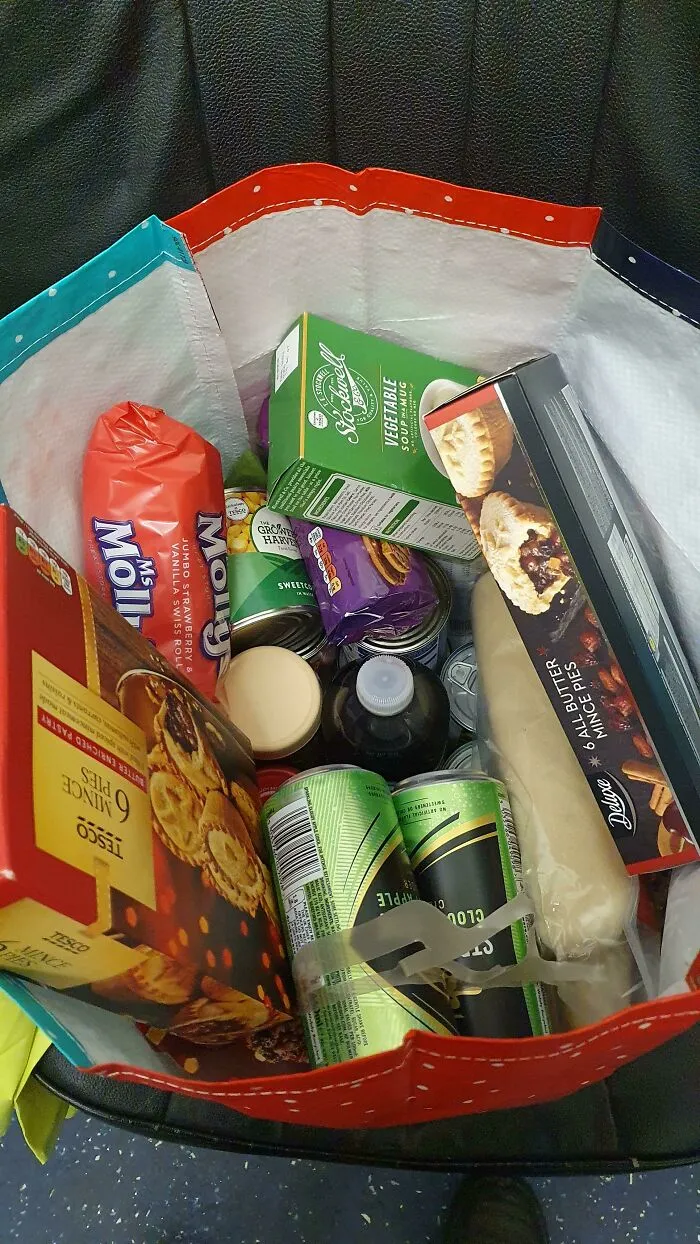 Workmate Knows I've Been Finding The Last Few Months Very Tough Financially. Been Alone This Xmas And I've Only Known Him Six Months. Told Me There's A Bag For Me