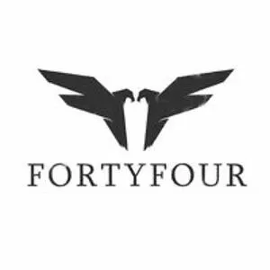 Tomasz FortyFour