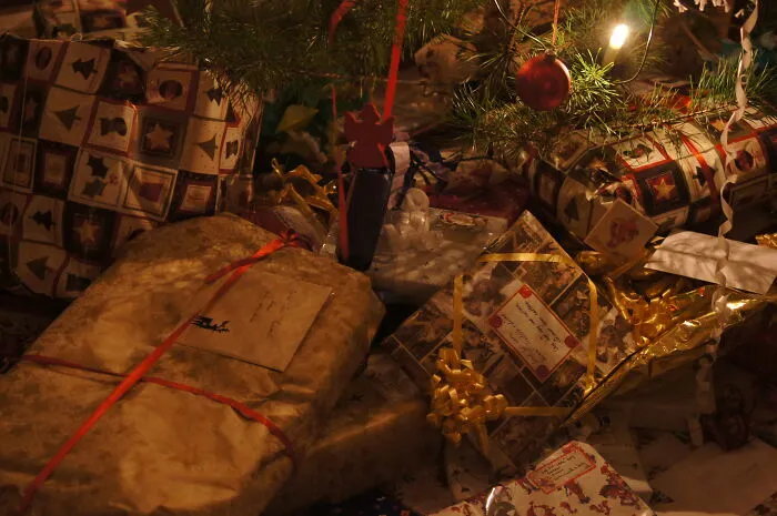 30 Of The Worst Christmas Gifts People Ever Received, As Shared In This Online Group