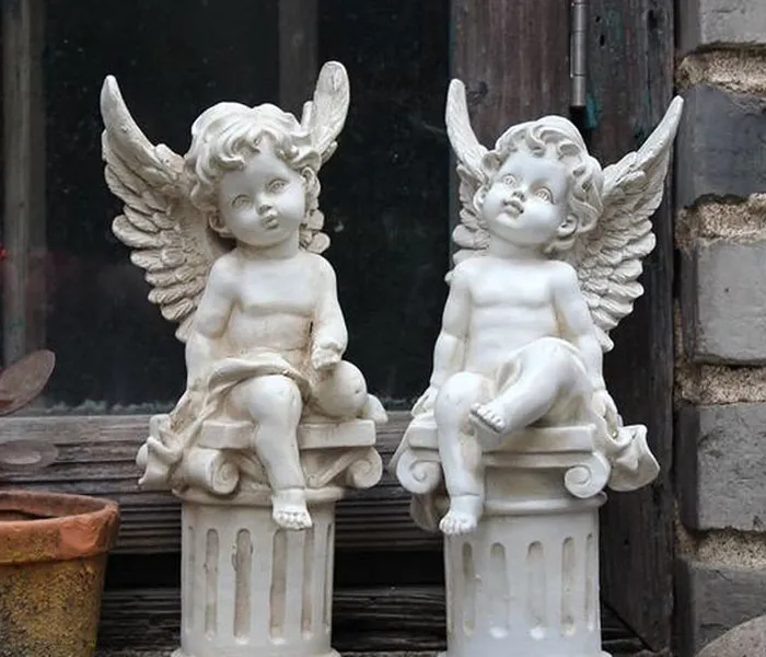 30 Unusual And Disturbing Things These People Saw At Someone Else's House