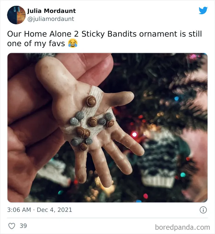 Mom And Daughter Have Been Exchanging The Ugliest Ornaments For Christmas And Their Tree Is Getting More Hilarious Each Year (23 Pics)
