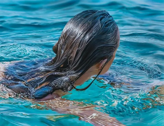 30 Times This Artist Used Acrylics And Oils To Create Paintings That Look Like Photographs
