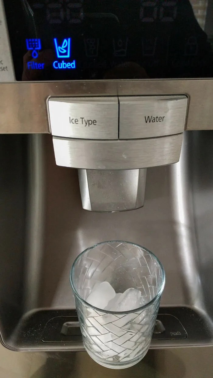 Automatic Ice Dispensers