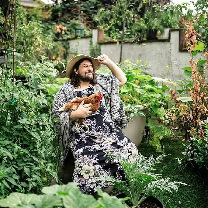 "Chicken Daddies" Calendar Features Men Posing With Chickens And Here Are 25 Of Their Best Shots