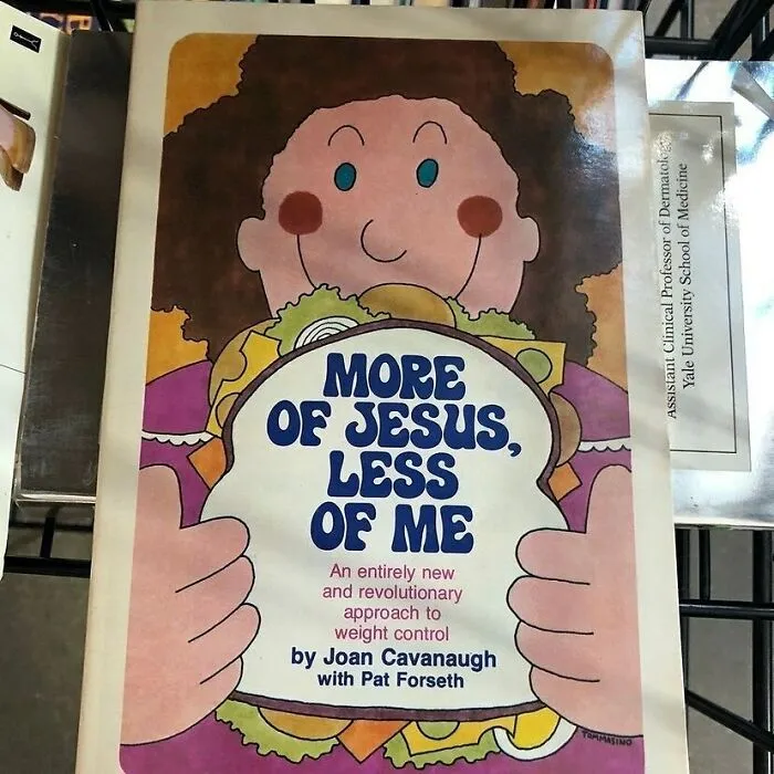 This Instagram Account Is Dedicated To The 'Luckiest' Thrift Store Finds (50 New Pics)