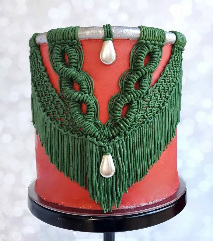 60 Decorated Cakes That Like They’ve Been Embroidered By This Food Artist