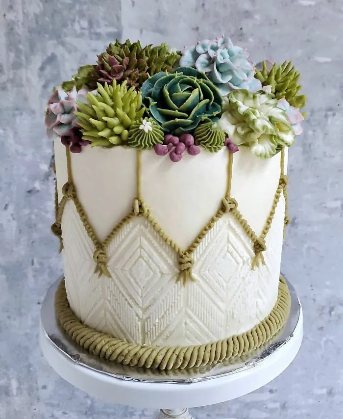 60 Decorated Cakes That Like They’ve Been Embroidered By This Food Artist