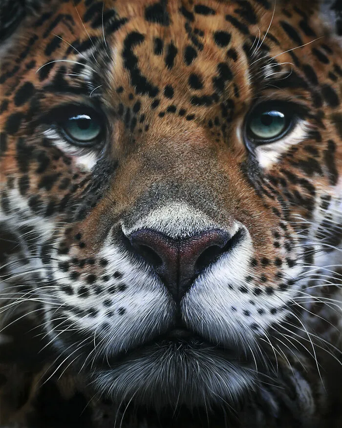 30 Times This Artist Used Acrylics And Oils To Create Paintings That Look Like Photographs
