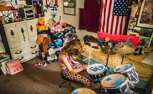 Photographer Captures People And Their Bedrooms To Show Their Different Ways Of Living (30 New Pics)