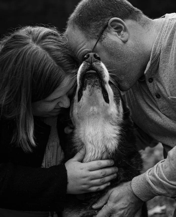 This Photographer Captures The Touching Moments Of People Saying Goodbye To Their Pets (17 Pics)