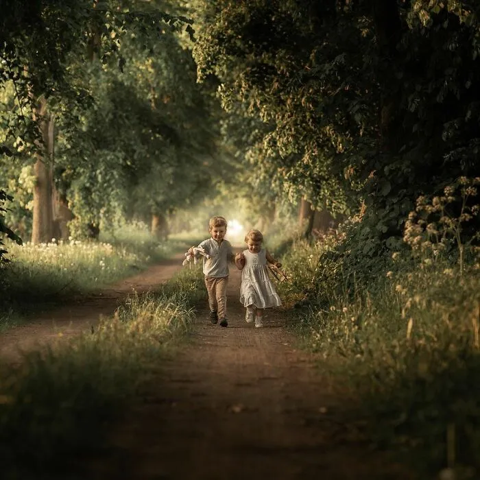 Here Are 59 Cozy And Magical Child Photos By Iwona Podlasinska That Show What Childhood Is All About