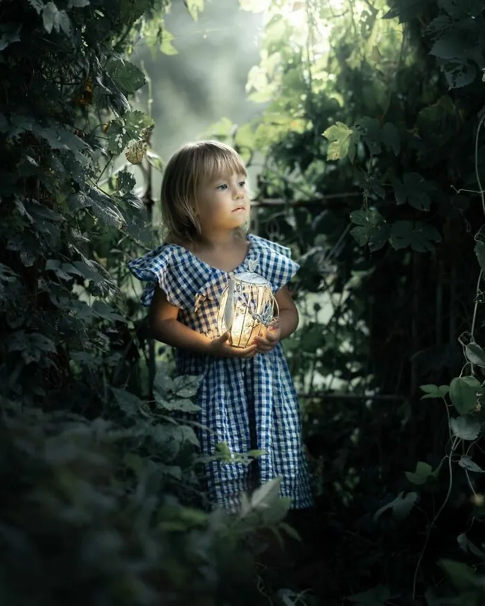 Here Are 59 Cozy And Magical Child Photos By Iwona Podlasinska That Show What Childhood Is All About