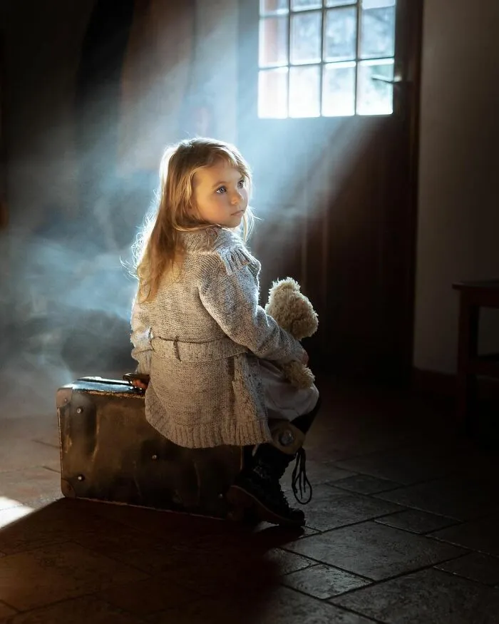 Here Are 59 Cozy And Magical Child Photos By Iwona Podlasinska That Show What Childhood Is All About