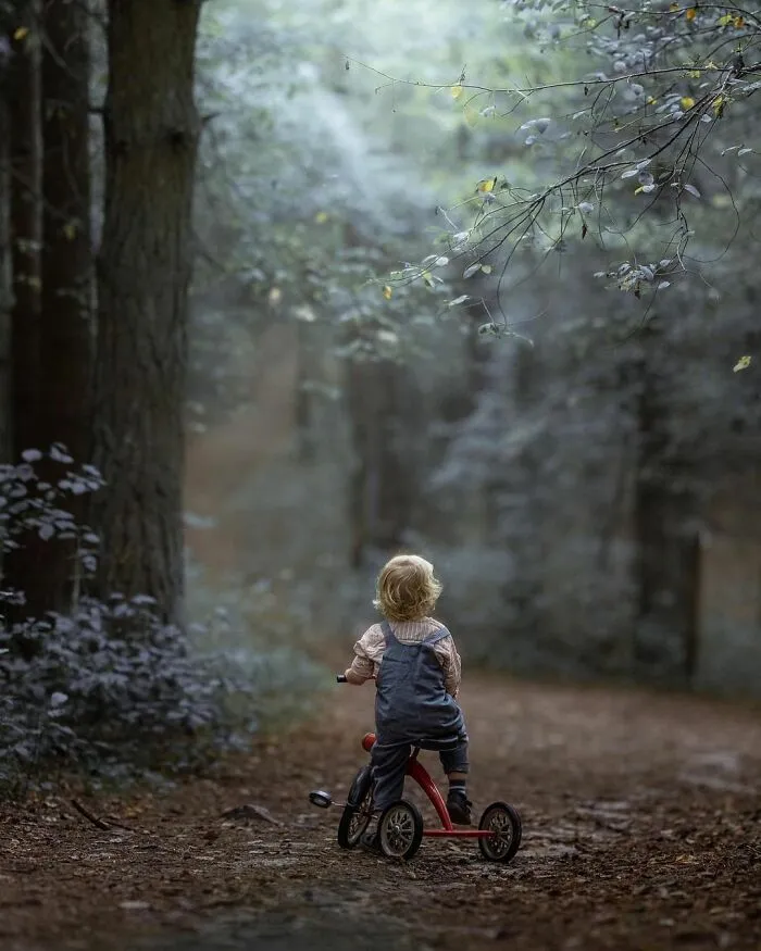 Here Are 59 Cozy And Magical Child Photos By Iwona Podlasinska That Show What Childhood Is All About