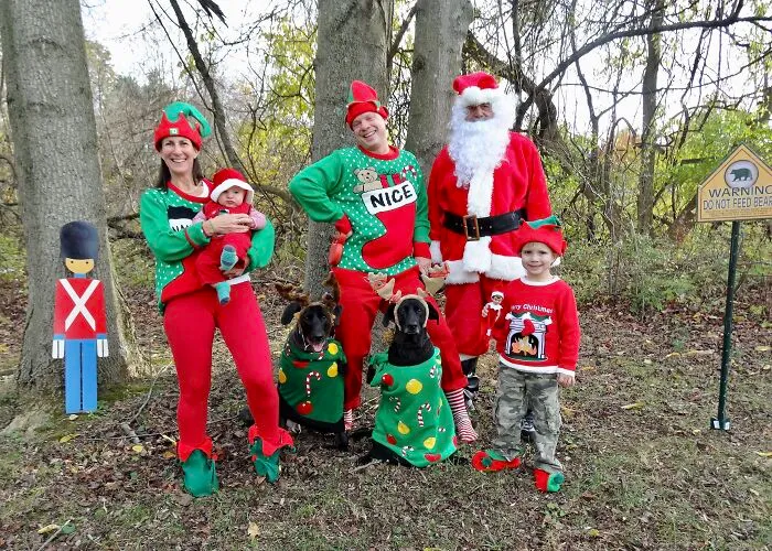 A Christmas Card Photoshoot In Bear Country (Part 1)