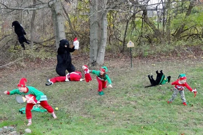 A Christmas Card Photoshoot In Bear Country (Part 2)