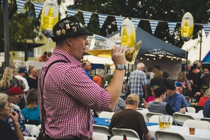 30 People Are Sharing The Worst Tourist Attractions In Europe That Are 100% Not Worth The Hype