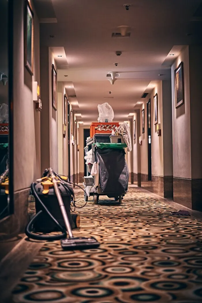 30 People Reveal How Much They Get Paid For The Job They Do