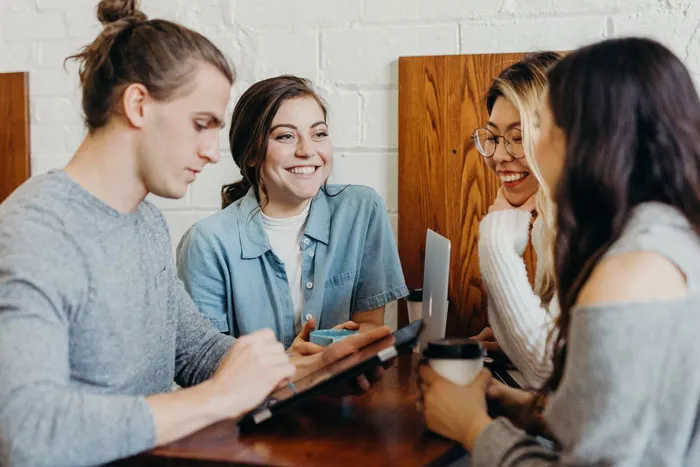 30 People Are Sharing "Street Smarts" Everybody Should Know