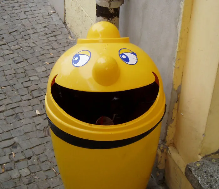 Using Trash Cans