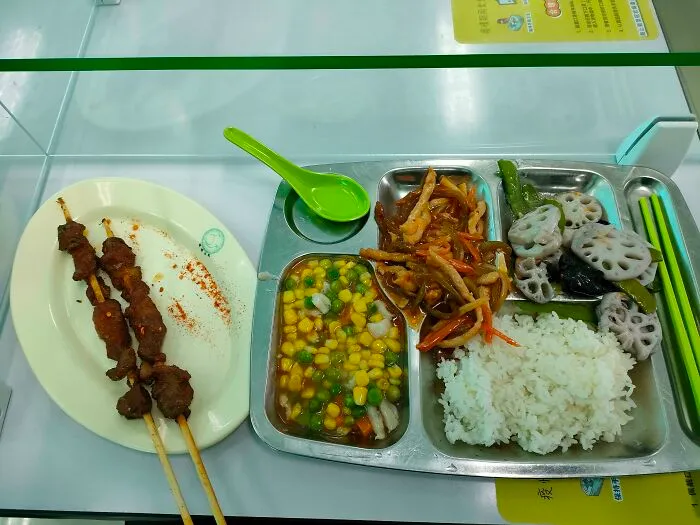 Mi almuerzo escolar en Pekín, China