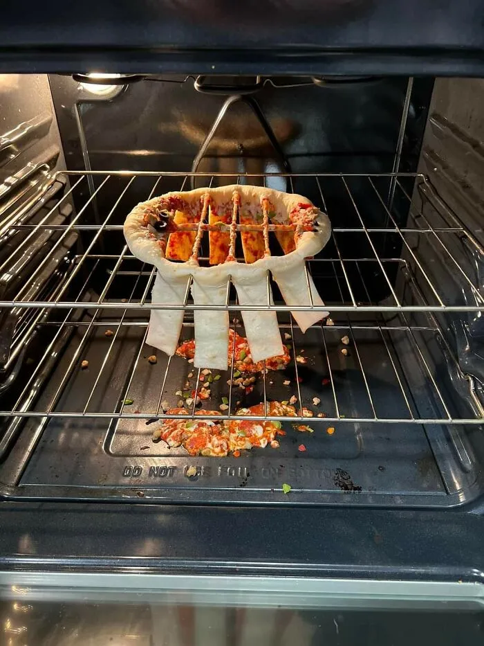 Mi amigo estaba cocinando una pizza congelada