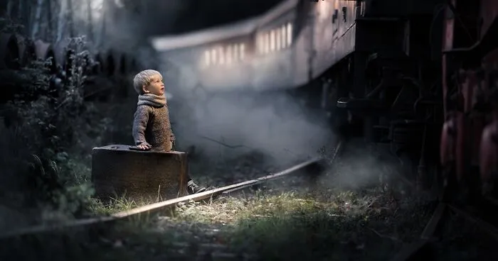With These Childhood Photographs, I Want To Teleport People To The World Of Wonder (24 Pics)