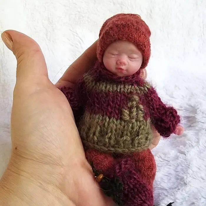 I Create Tiny And Realistic Looking Silicone Baby Dolls, And Here Are The Best 31 Pics