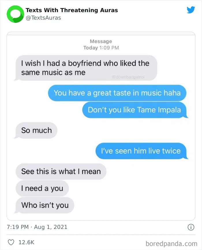 30 "Cursed" Texts With The Most Threatening Auras Shared On This Account