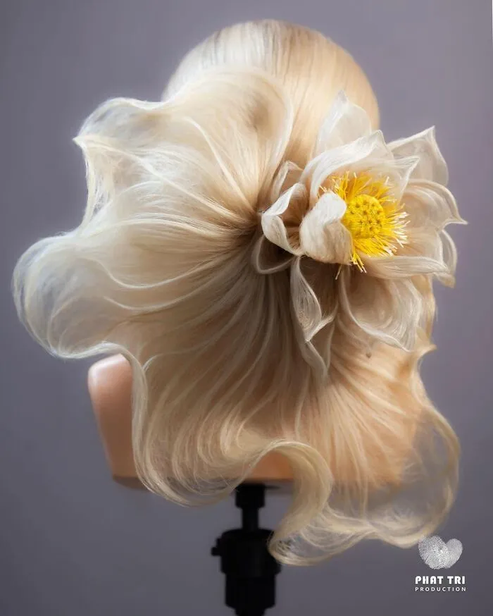 This Vietnamese Hairstylist Creates Intricate Hairstyles That Sometimes Take Up To 2-3 Months To Finish (37 Pics)