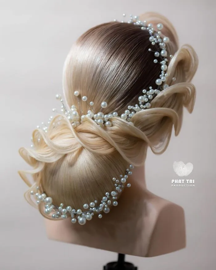 This Vietnamese Hairstylist Creates Intricate Hairstyles That Sometimes Take Up To 2-3 Months To Finish (37 Pics)