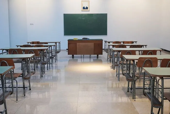 People Are Sharing The Worst Scandals That Happened At Their Schools, And Here Are 40 Of The Darkest Ones