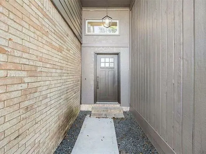 Such A Welcoming Front Door. This Gets Worse The Longer I Look At It